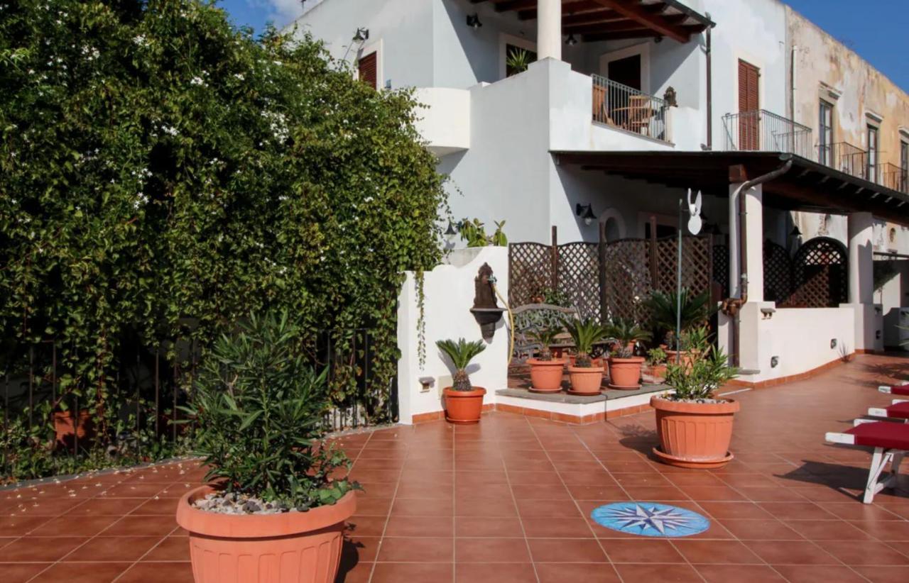 Casa Vacanza Artemis 리파리 외부 사진