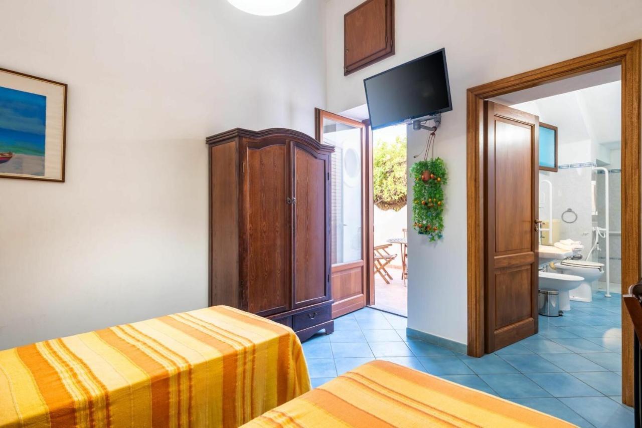 Casa Vacanza Artemis 리파리 외부 사진